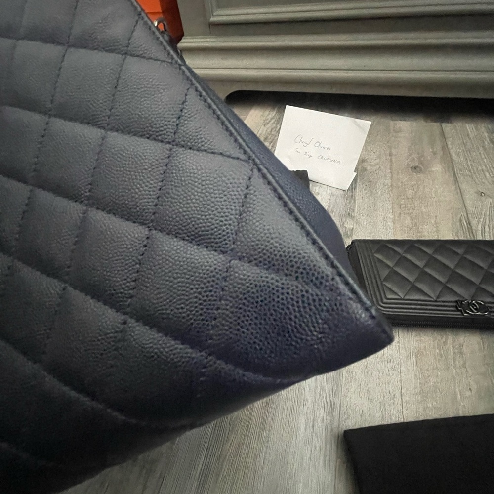 Chanel Dark Blue Quilted Shoulder Bag - Picture 5 of 13